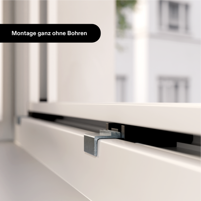 Exterior roller blind with additional mounting clips